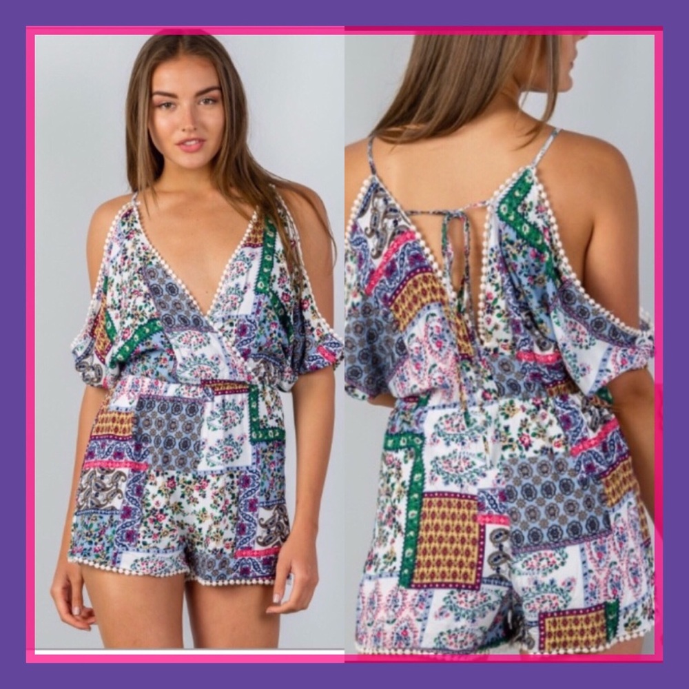 ♥️NWT COLD- SHOULDER POM POM ROMPER - Picture 5 of 5